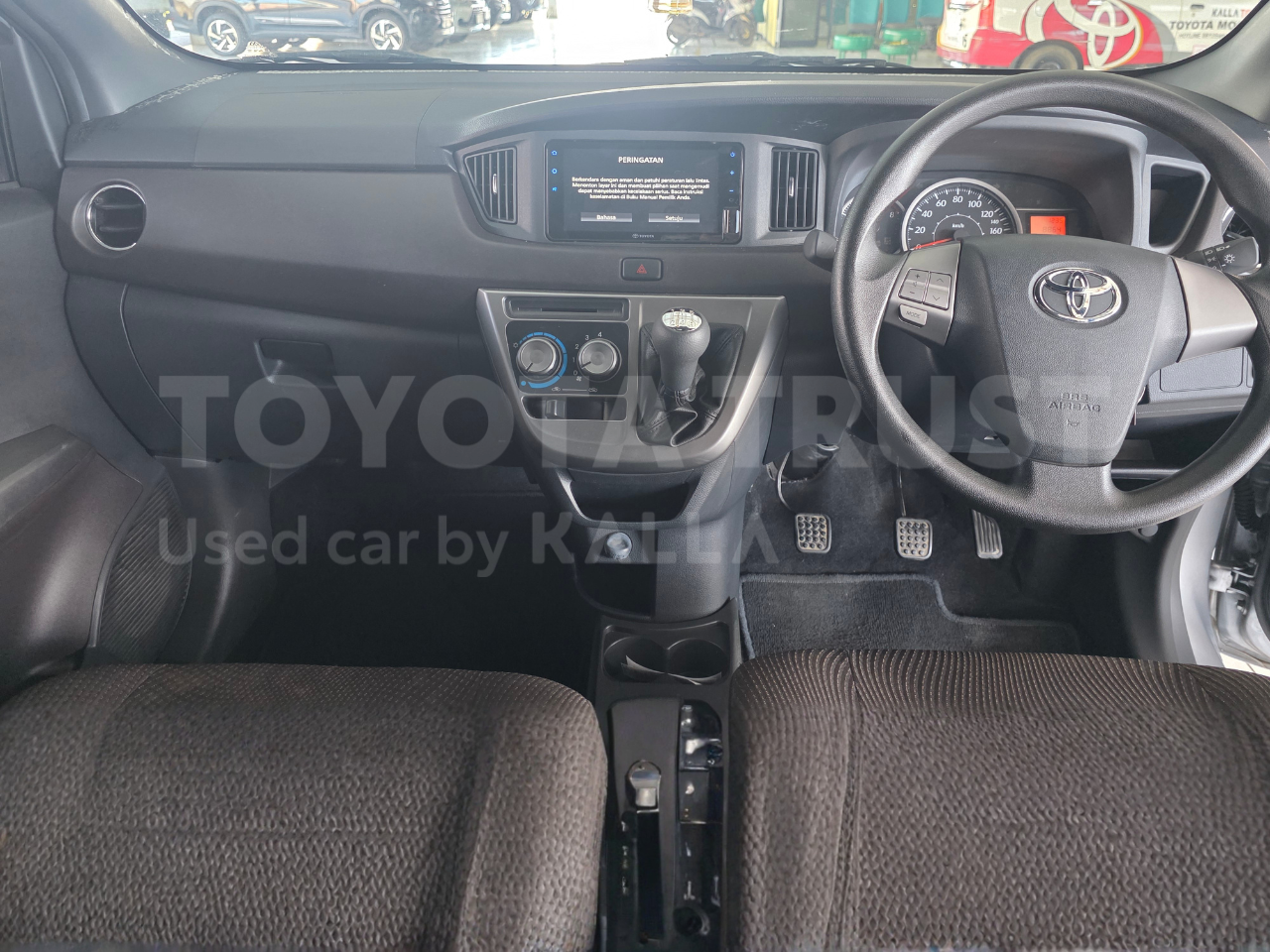 Foto Bagian Dashboard Mobil