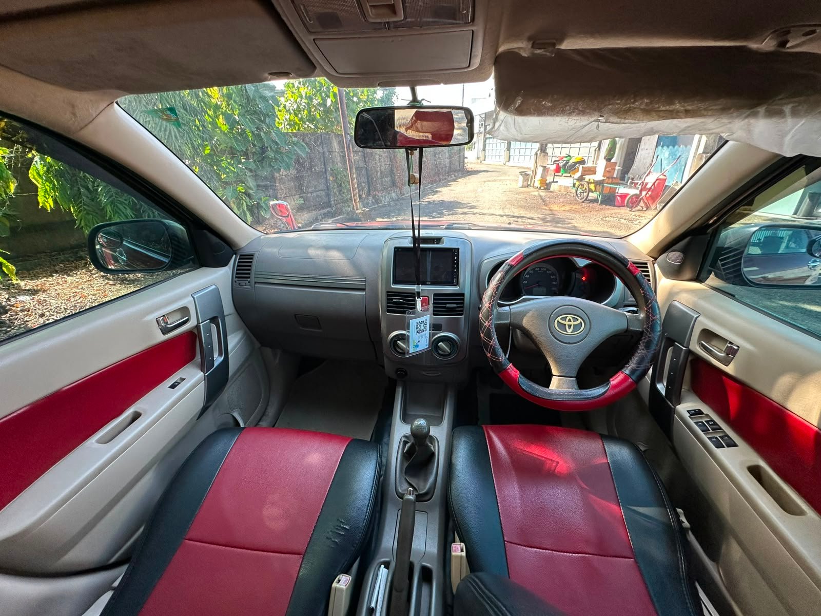 Foto Bagian Dashboard Mobil