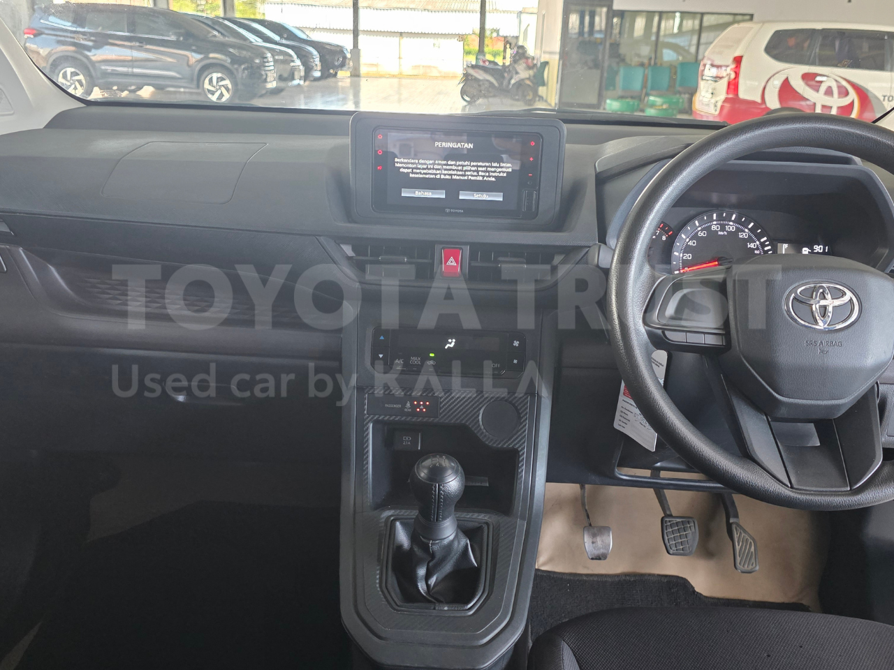 Foto Bagian Dashboard Mobil