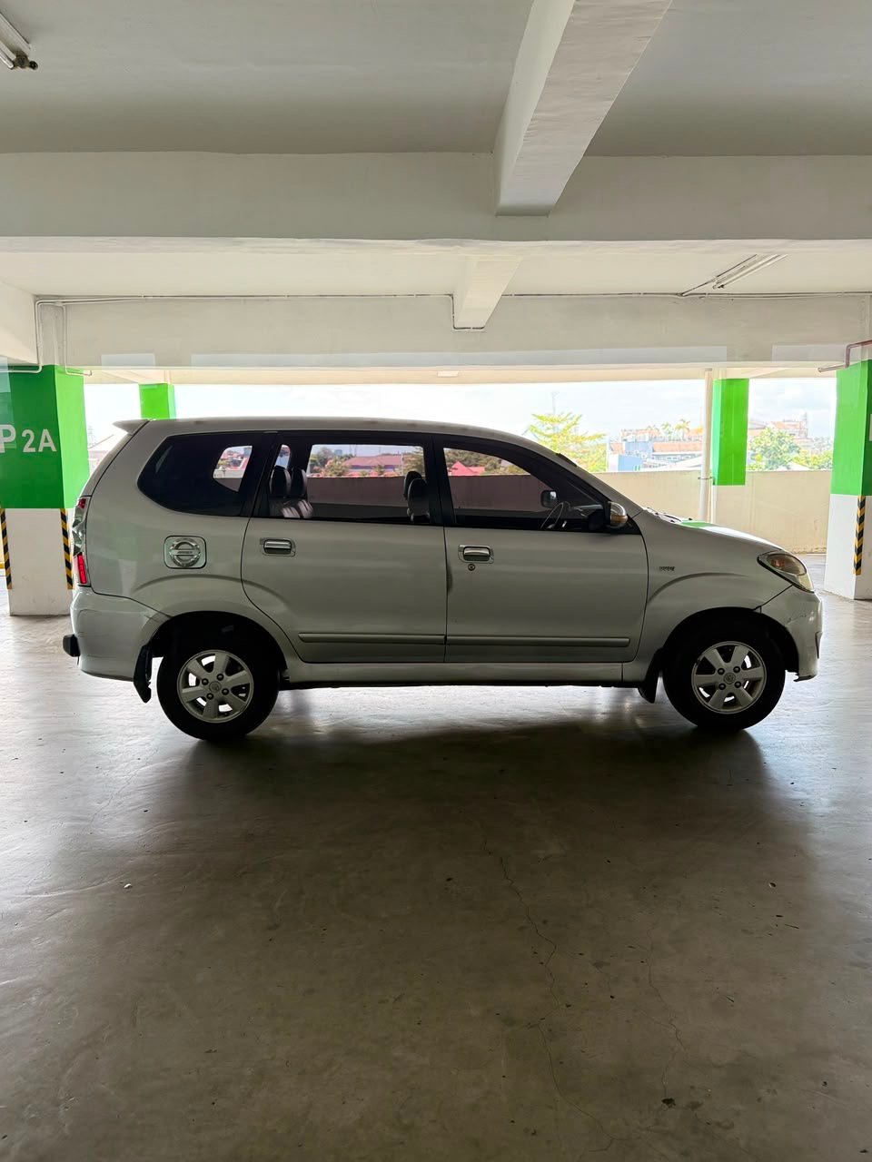 Foto Bagian Kanan Mobil
