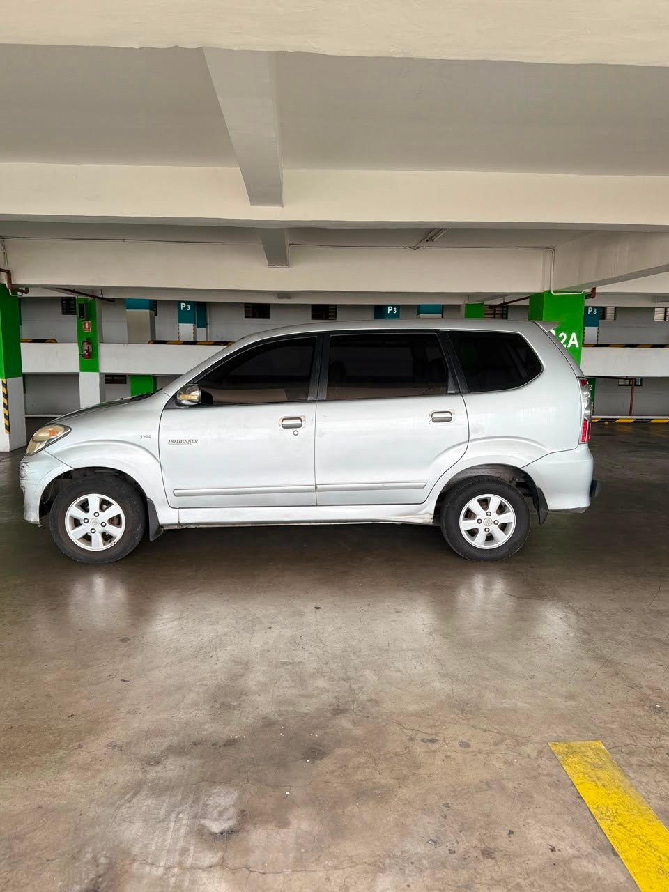 Foto Bagian Kiri Mobil