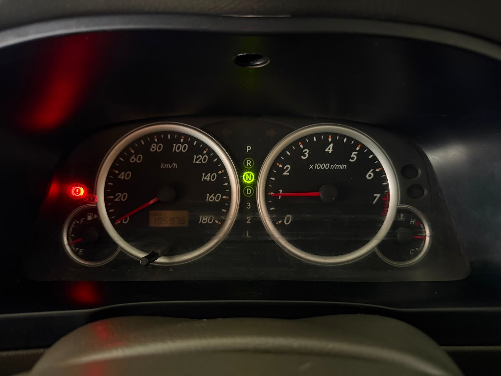 Foto Bagian Odometer Mobil