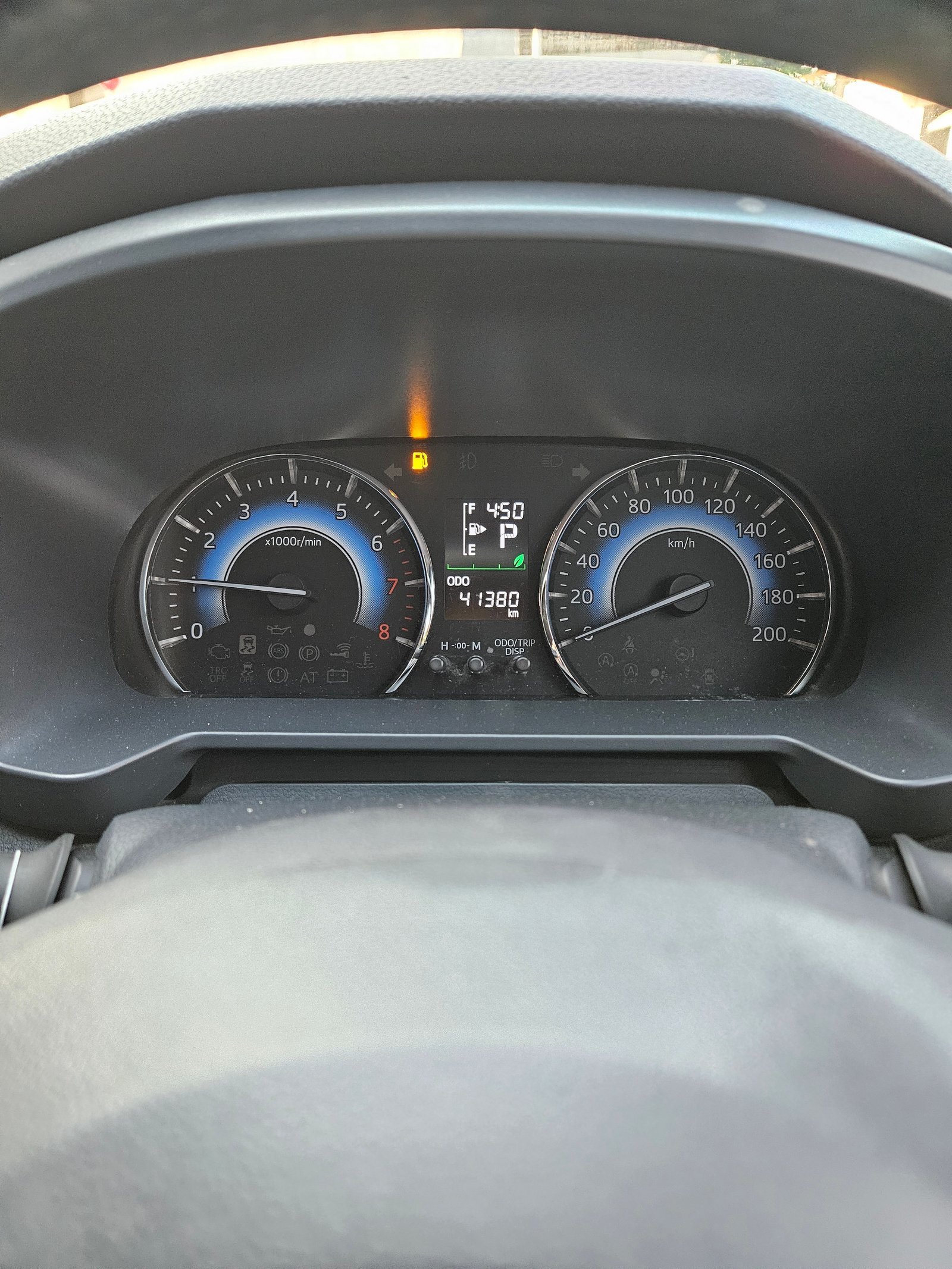 Foto Bagian Odometer Mobil