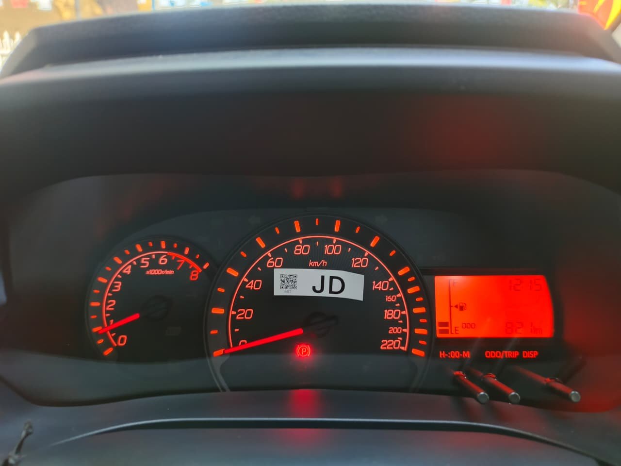 Foto Bagian Odometer Mobil